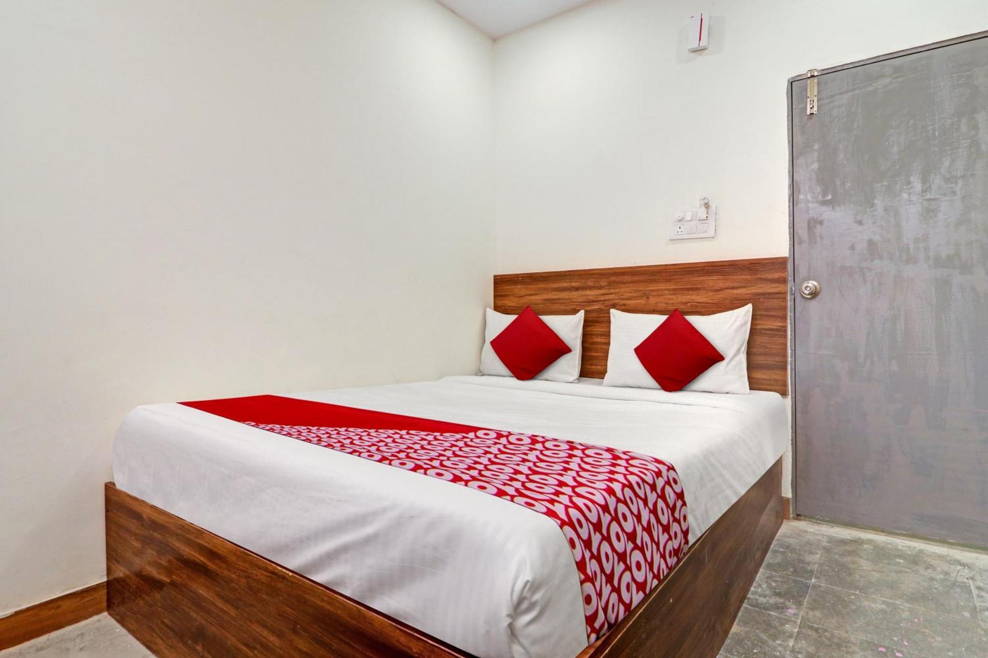 Hotel O Lavish Stay Sururnagar Exterior photo